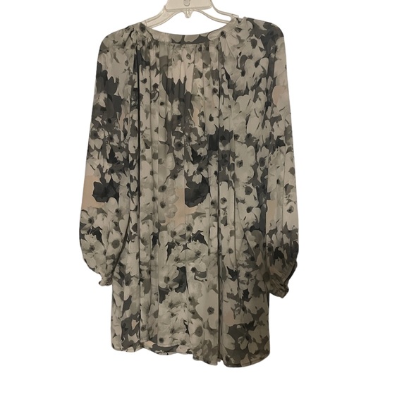 Blouse - Picture 2 of 4